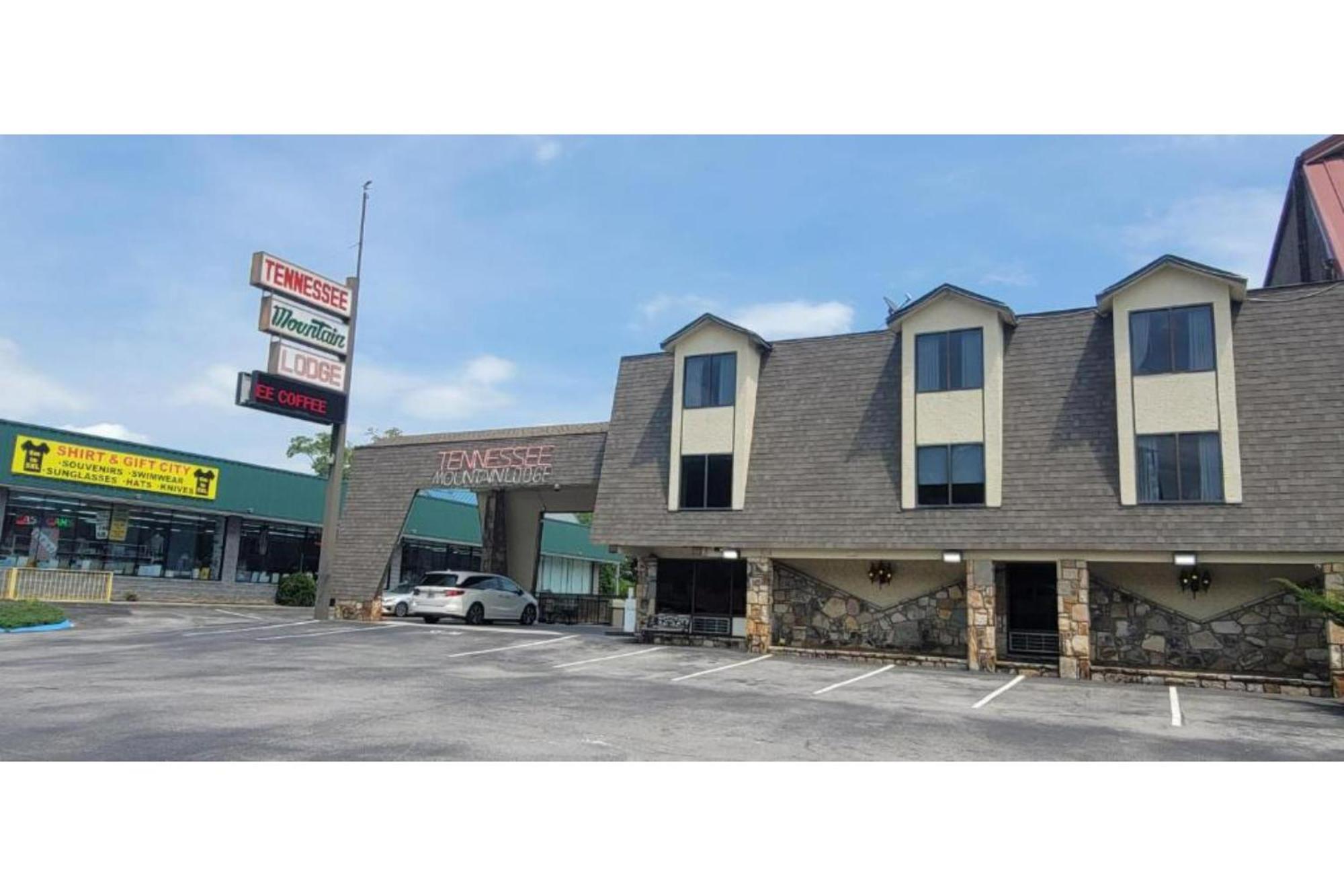 Pigeon Forge River Side Hotel By OYO Eksteriør billede