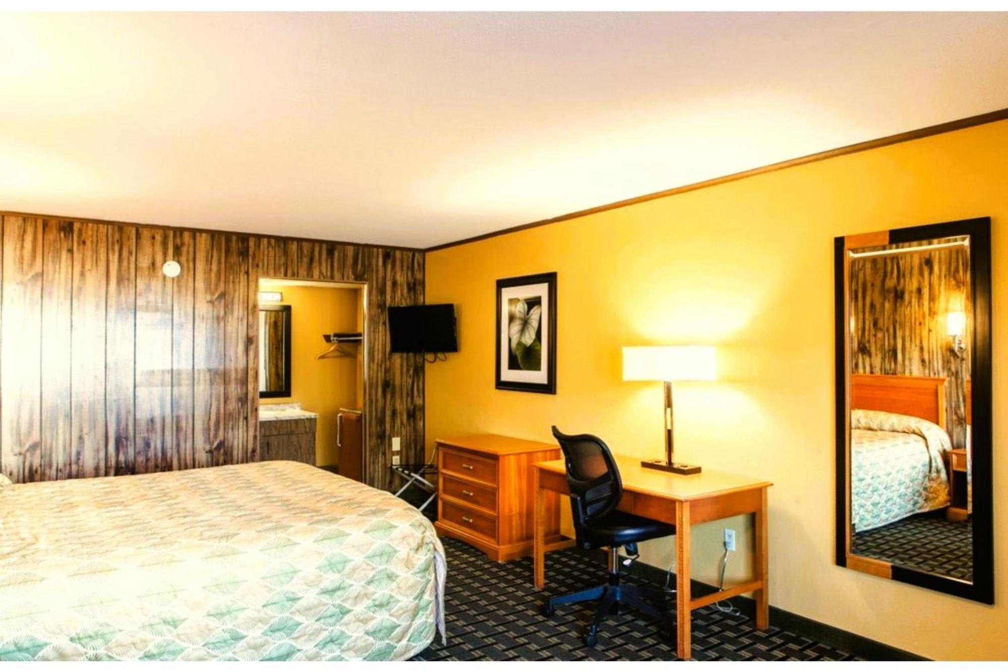 Pigeon Forge River Side Hotel By OYO Eksteriør billede
