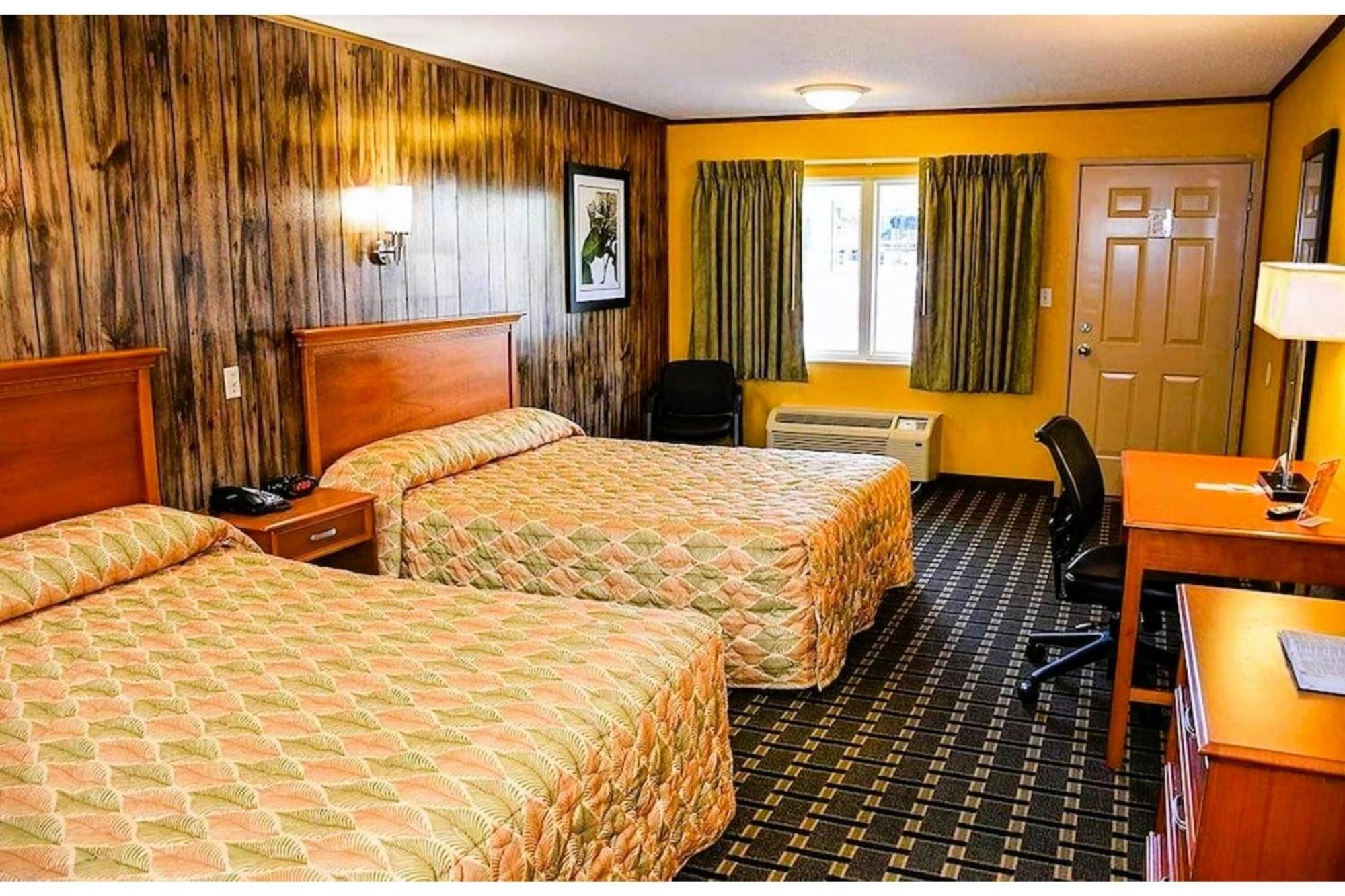 Pigeon Forge River Side Hotel By OYO Eksteriør billede