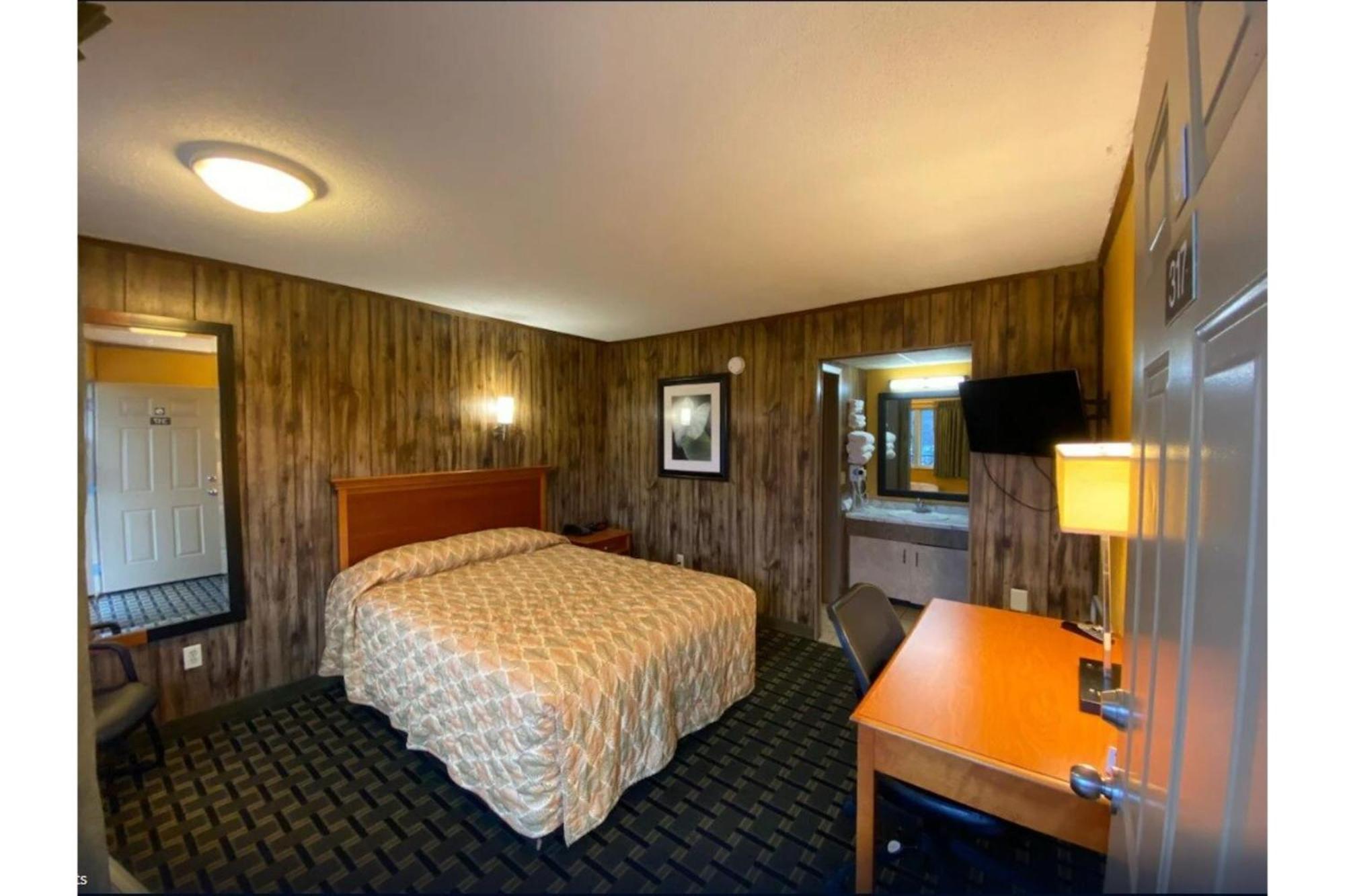 Pigeon Forge River Side Hotel By OYO Eksteriør billede