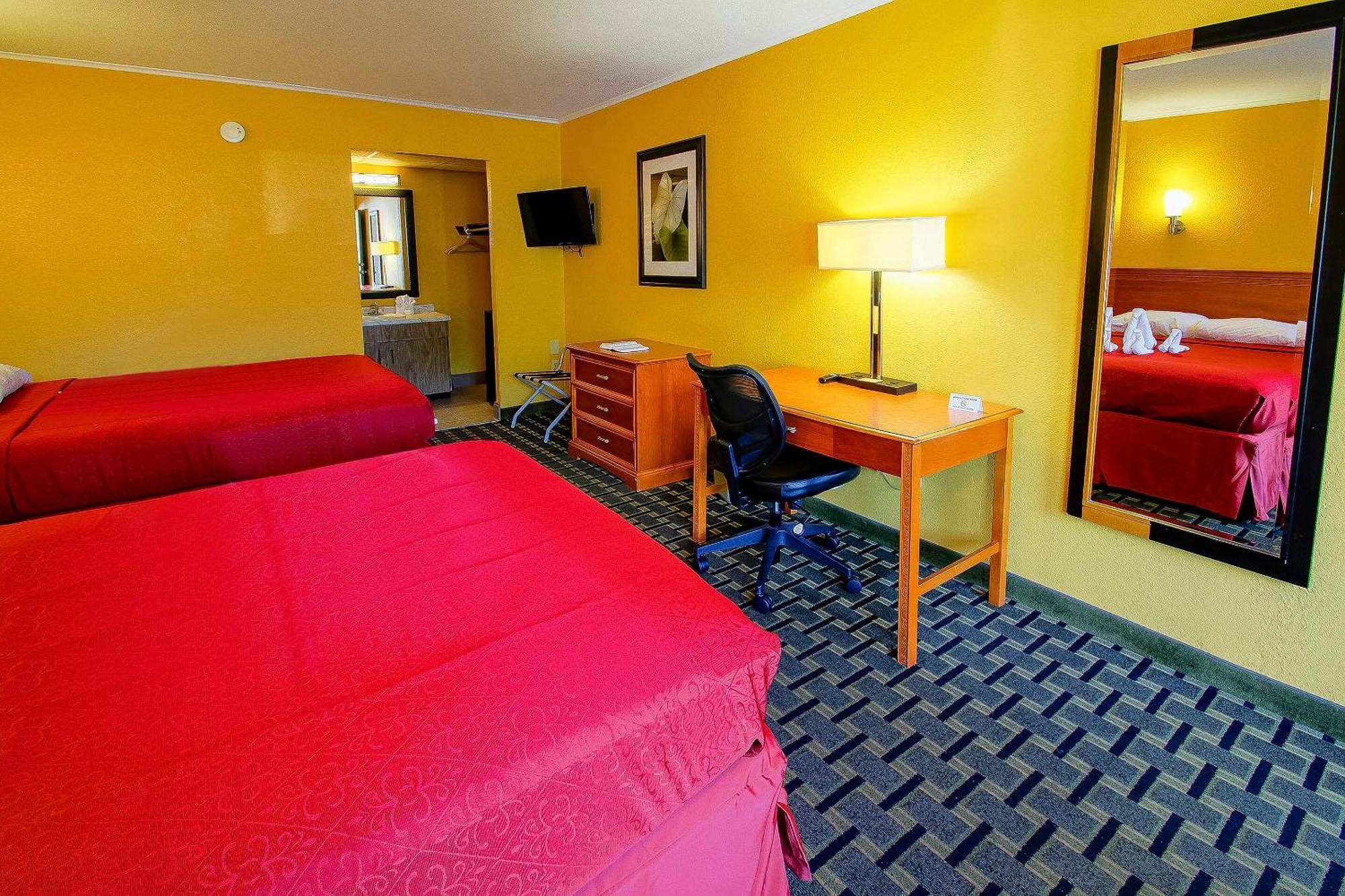 Pigeon Forge River Side Hotel By OYO Eksteriør billede